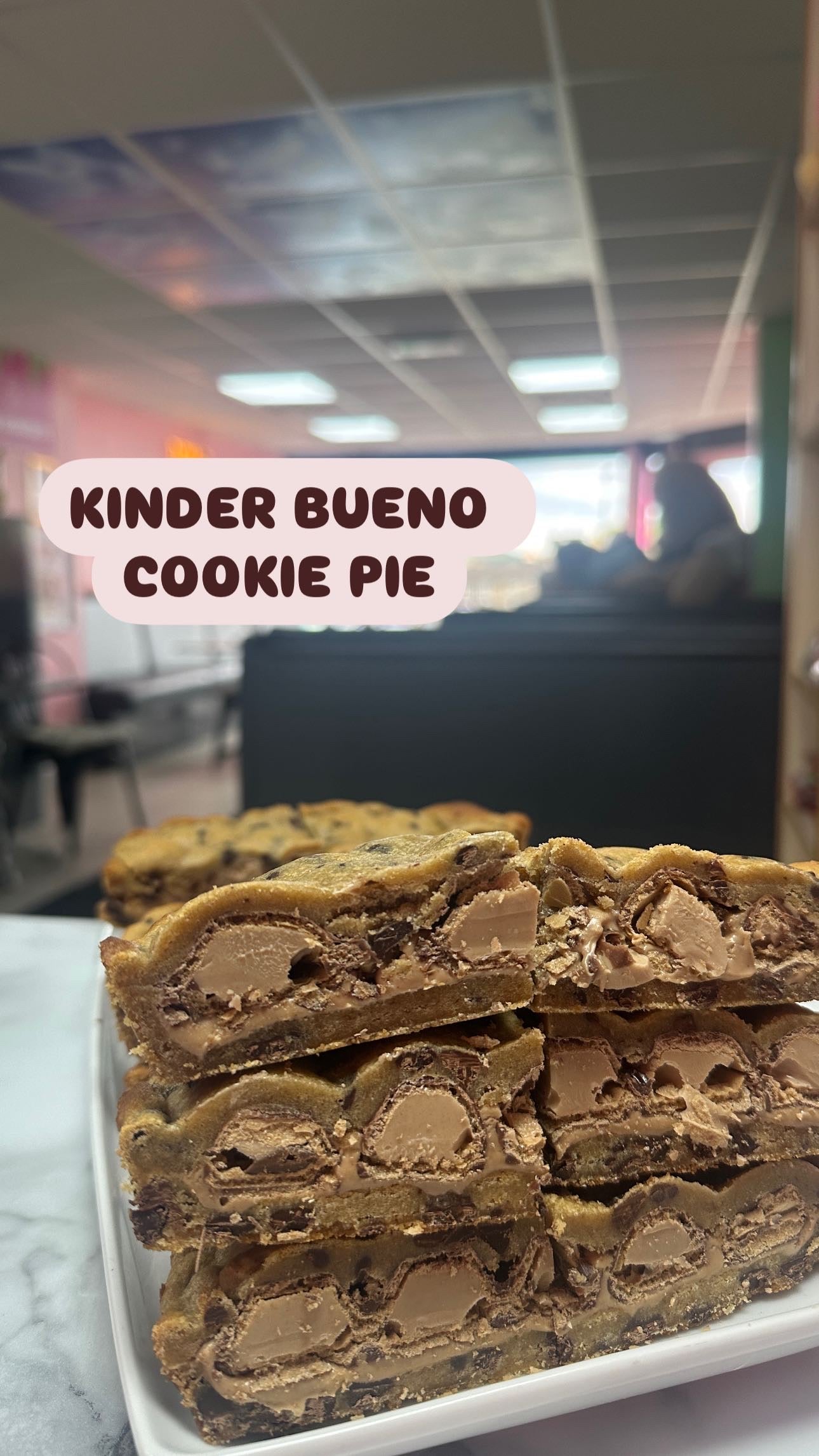 Kinder Bueno Cookie Pie