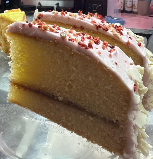 Strawberry & White Chocolate Cake
